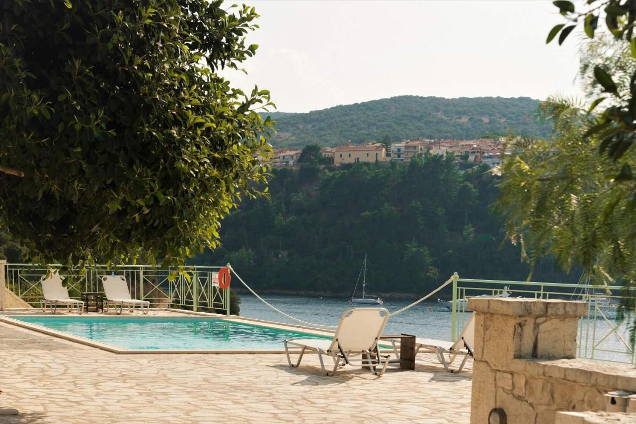 Meganisi Blue Villa Spartokhorion Luaran gambar
