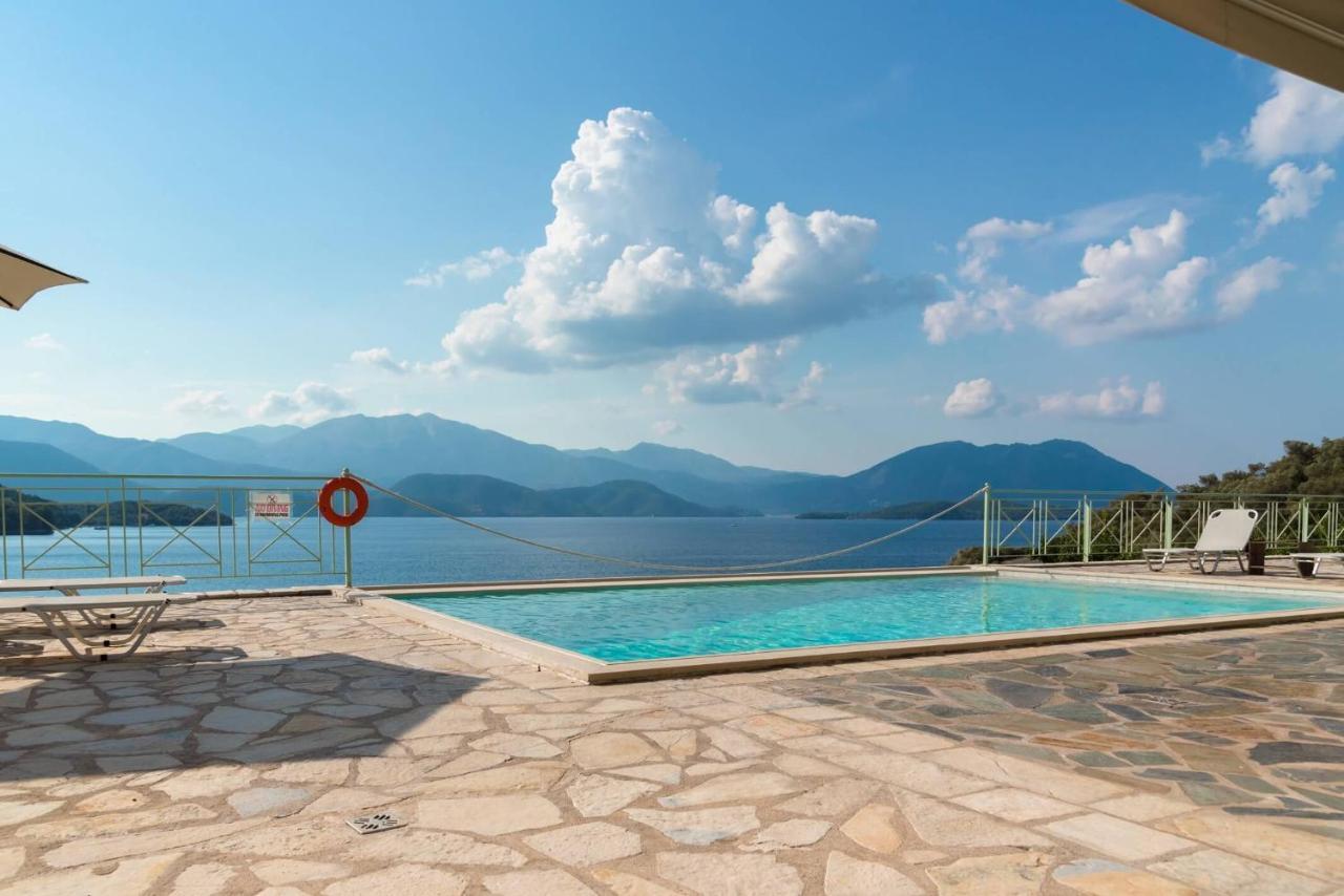 Meganisi Blue Villa Spartokhorion Luaran gambar